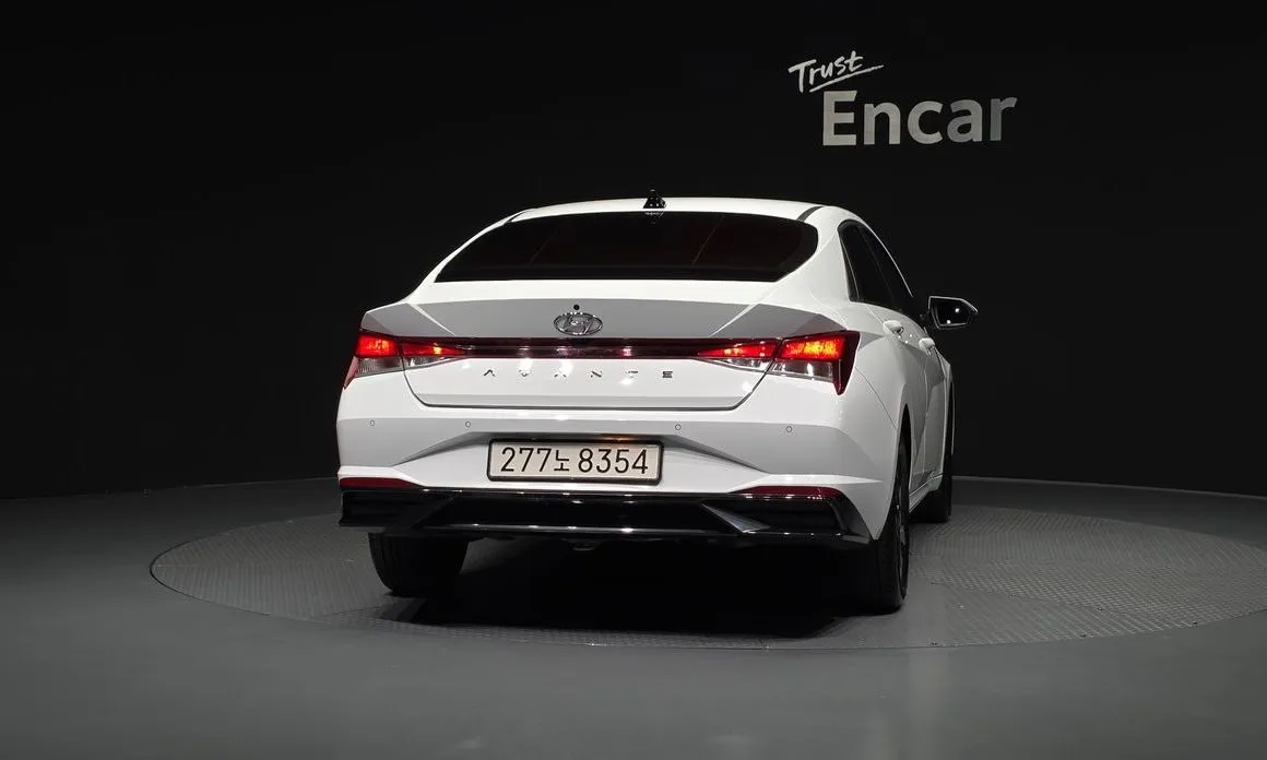 Hyundai AVANTE — фото 3
