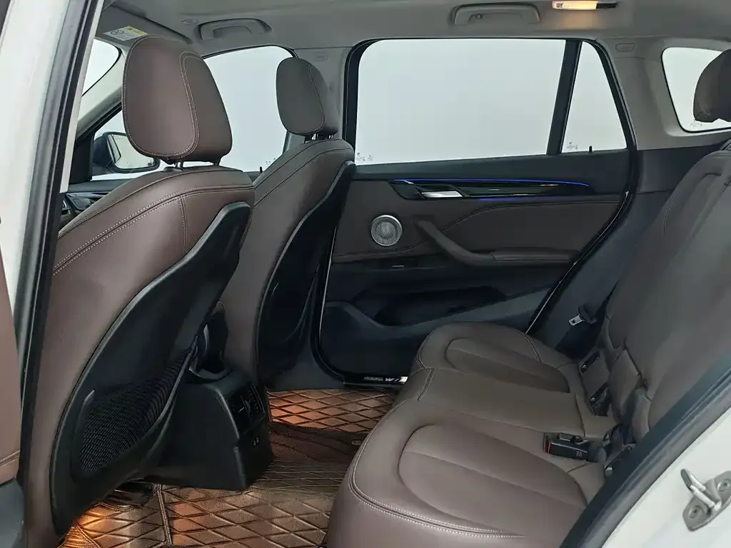 BMW X1 2021 из CN, фото 4