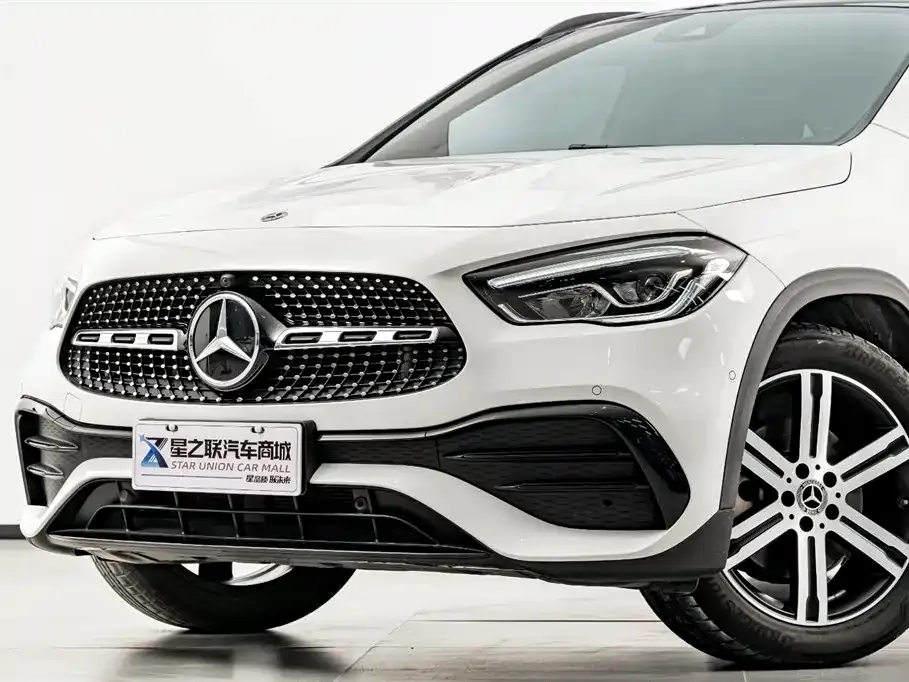 Mercedes-Benz GLA — фото 8