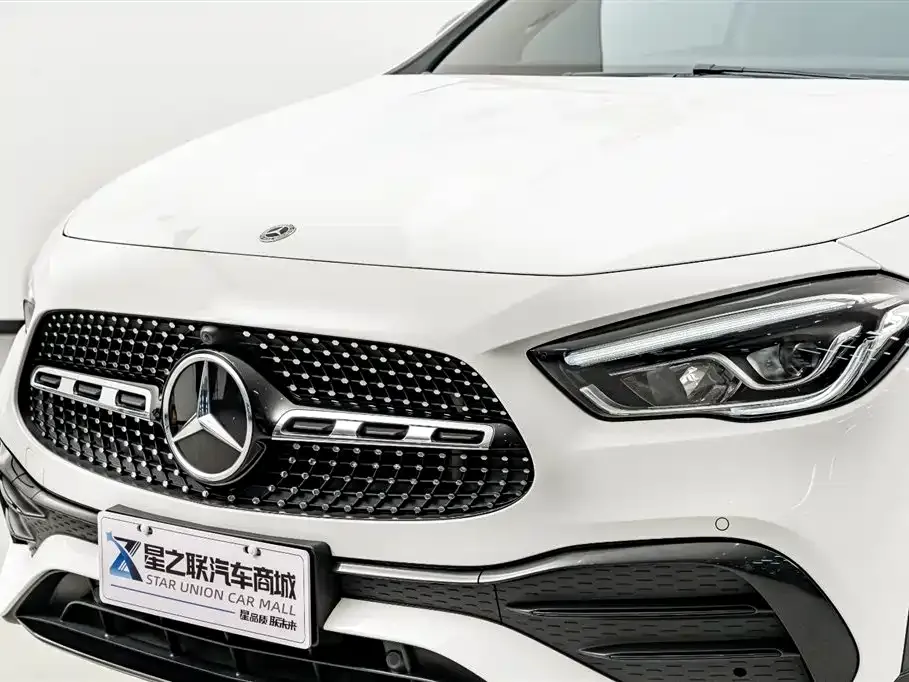 Mercedes-Benz GLA — фото 7