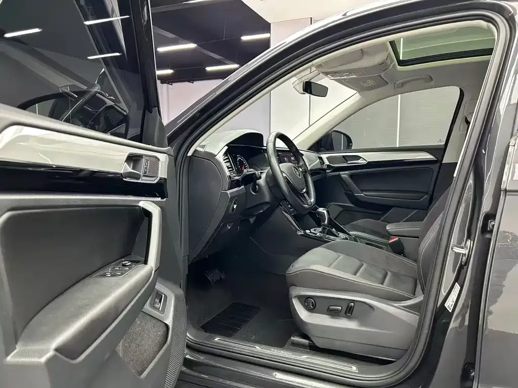 Volkswagen Tayron 2022 из CN, фото 5