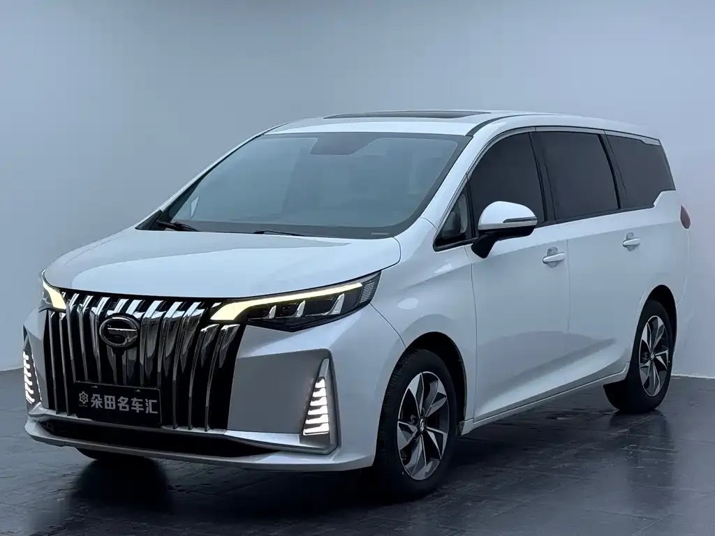 GAC Motor Trumpchi M6 — фото 1