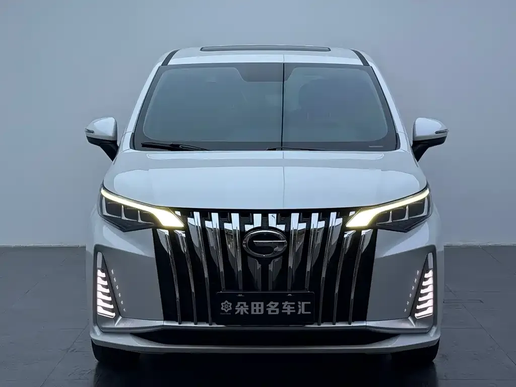 GAC Motor Trumpchi M6 — фото 2