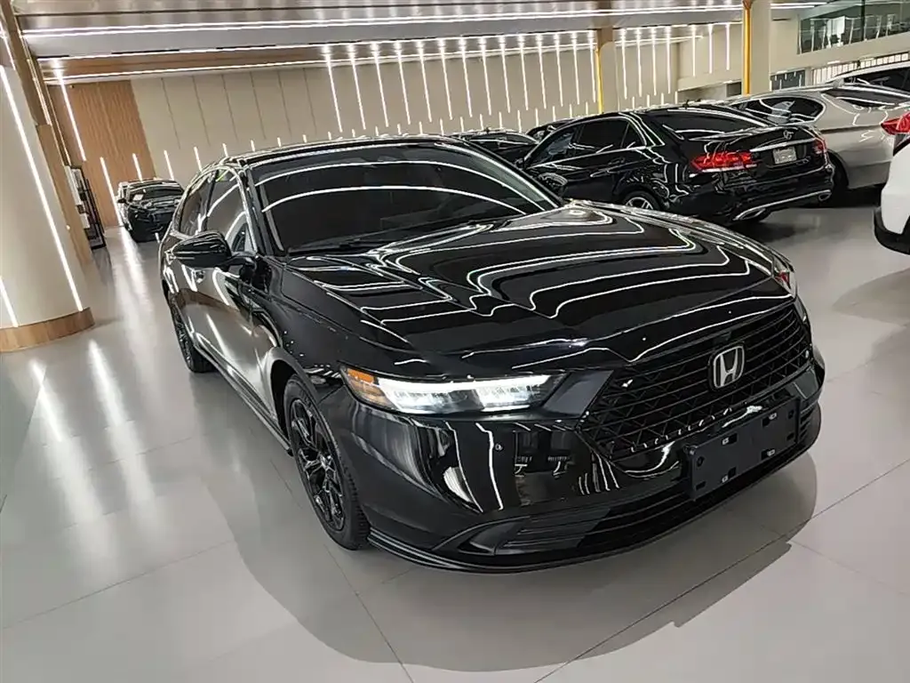Honda Accord — фото 5