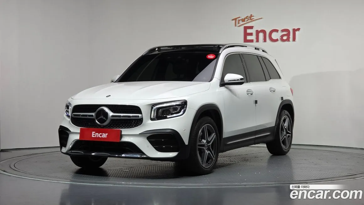 Mercedes-Benz GLB-Class — фото 1