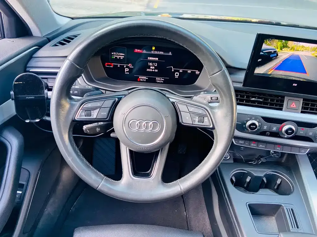 Audi A4L 2022 из CN, фото 5