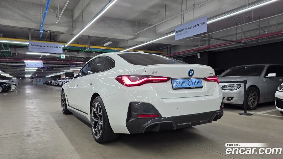 BMW i4 2024 из KR, фото 1