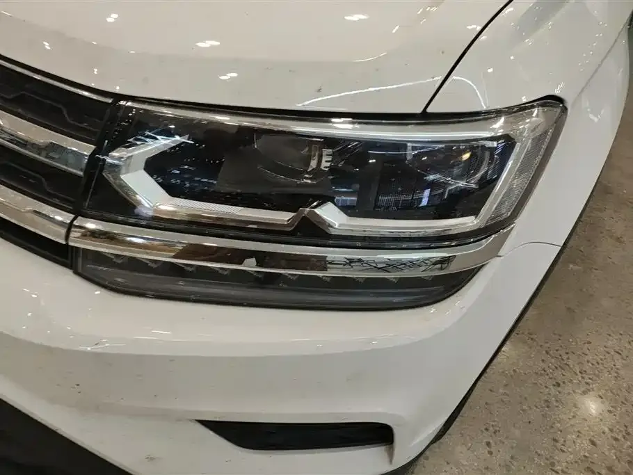 Volkswagen Tharu — фото 2