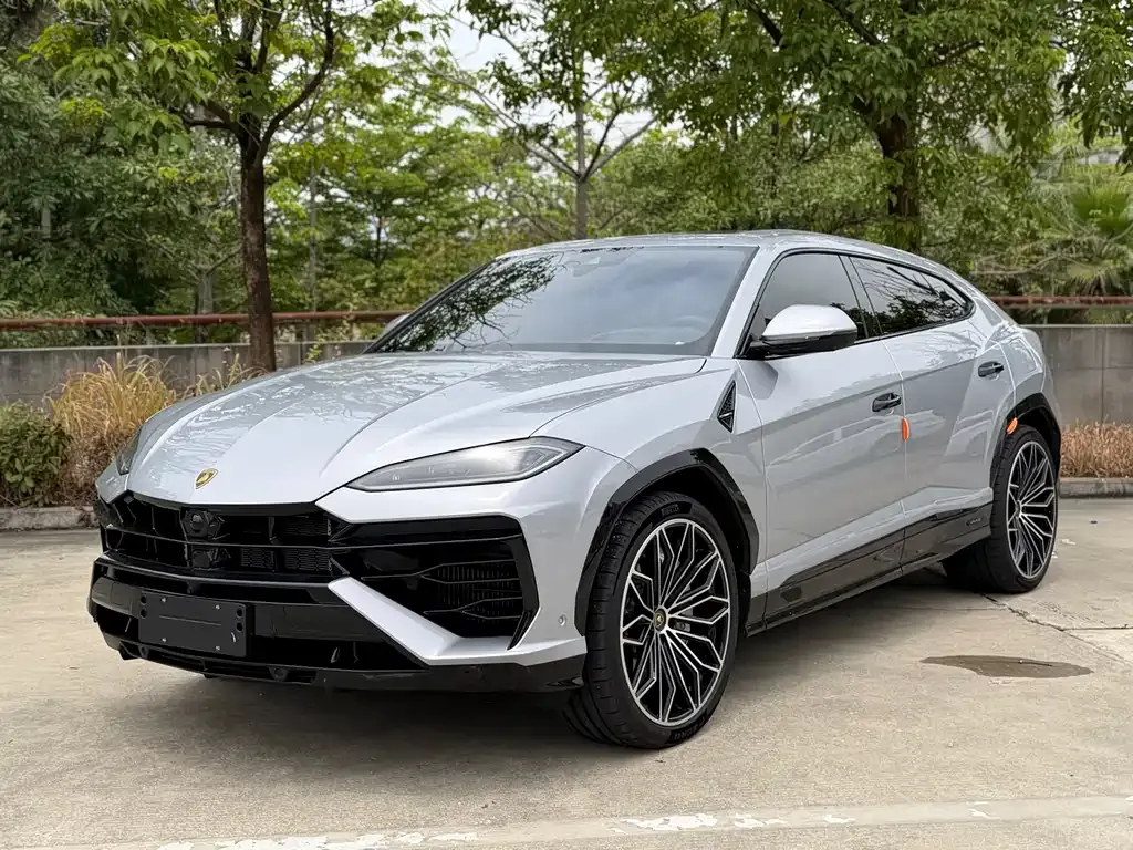 Lamborghini Urus SE