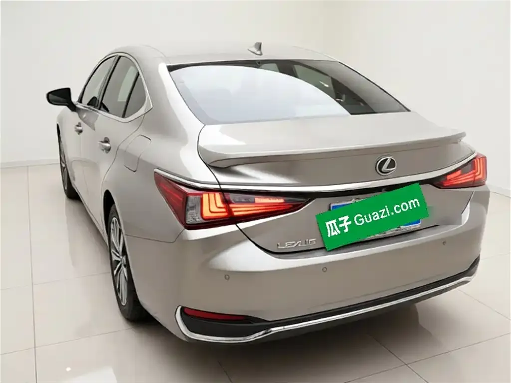 Lexus ES 2023 из CN, фото 6