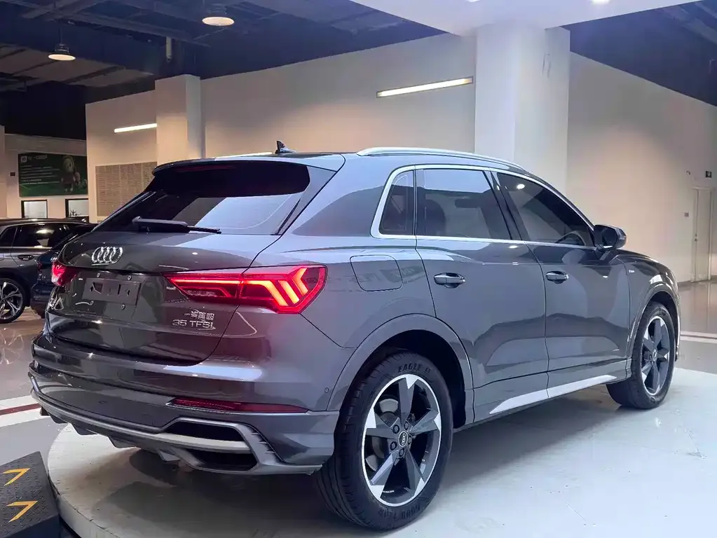 Audi Q3 — фото 5