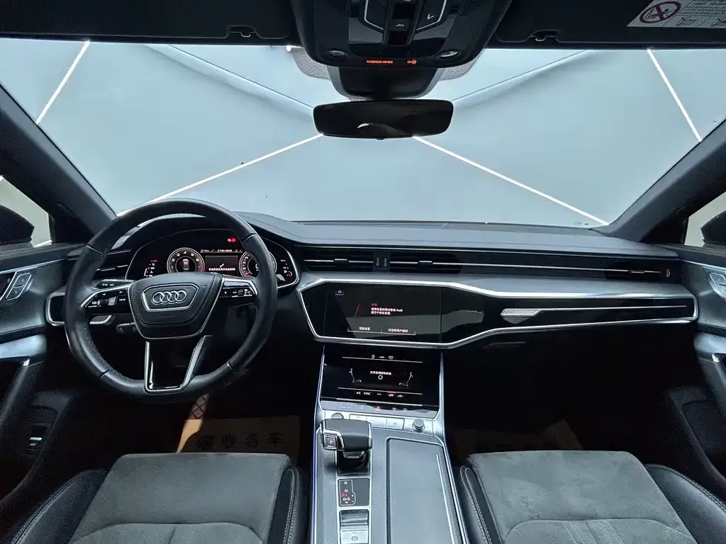 Audi A6L 2023 из CN, фото 6