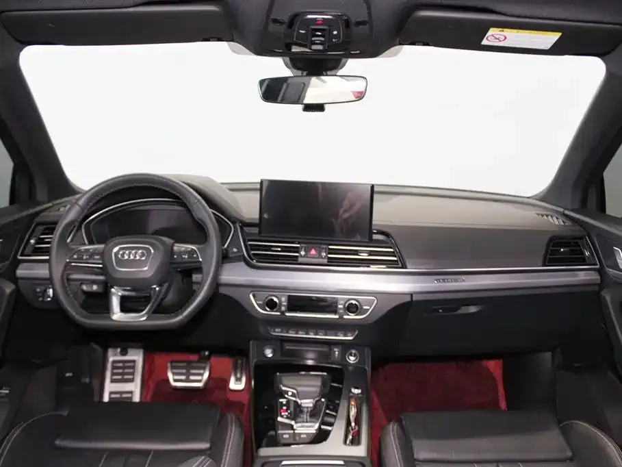 Audi Q5L Sportback — фото 9