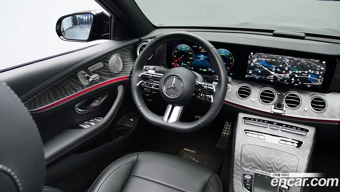 Mercedes-Benz E-Class — фото 10