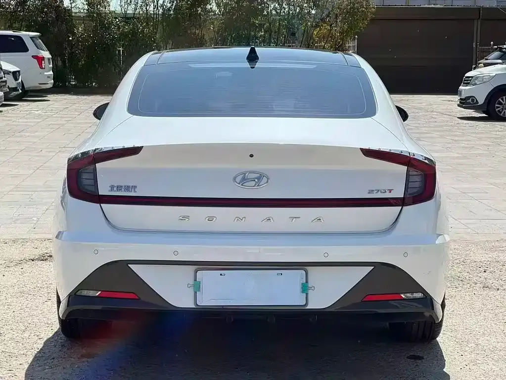 Hyundai Sonata 2022 из CN, фото 4