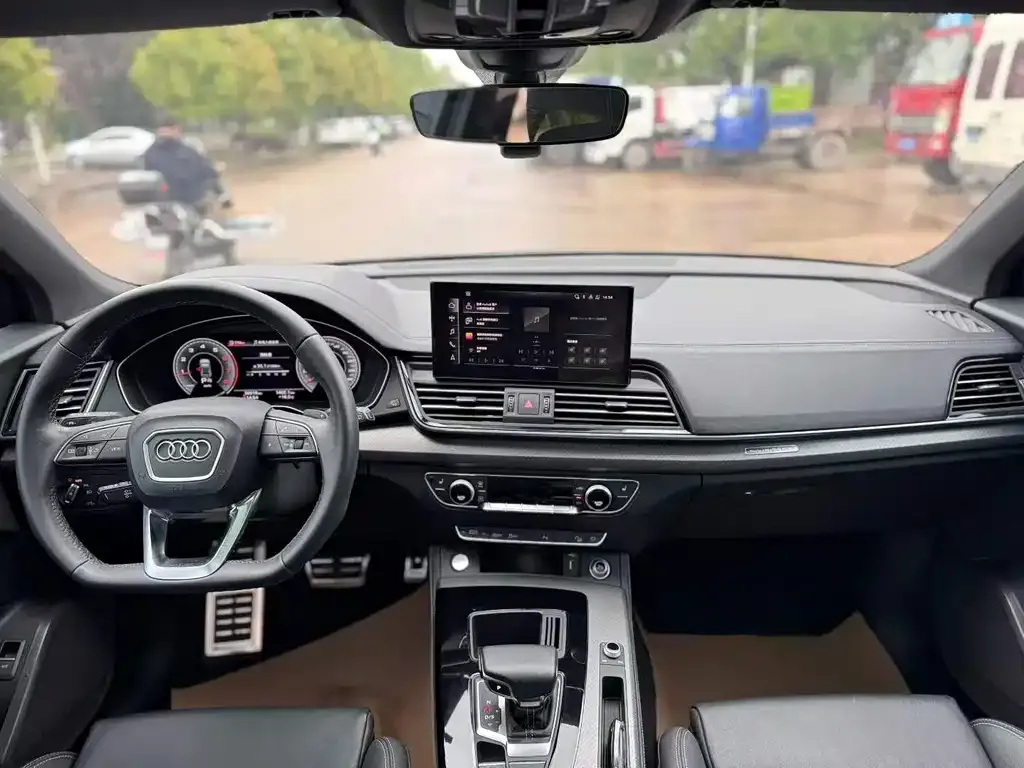 Audi Q5L 2023 из CN, фото 4