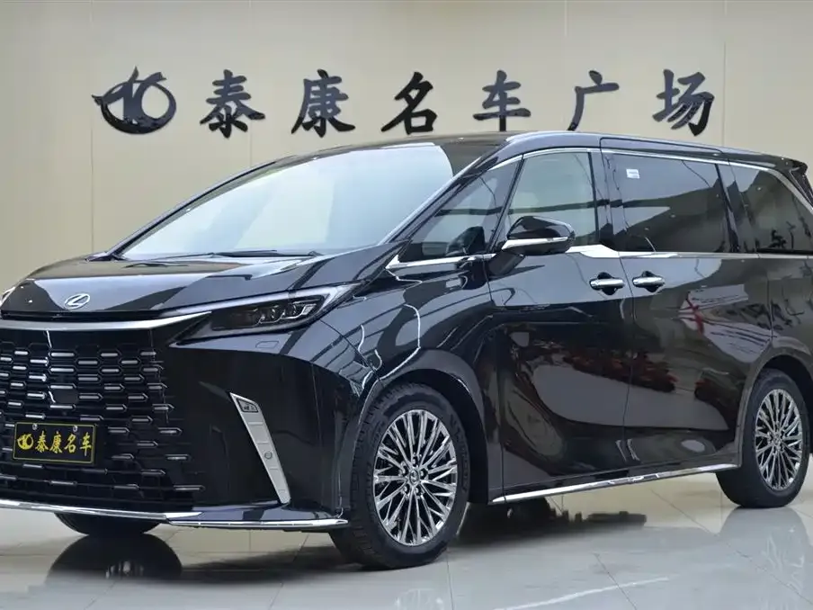 Lexus LM 2026 из CN, фото 1