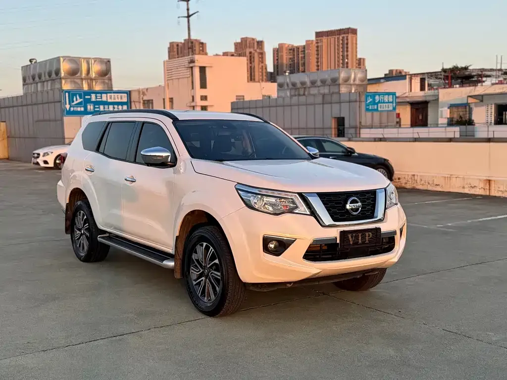Nissan Terra — фото 4