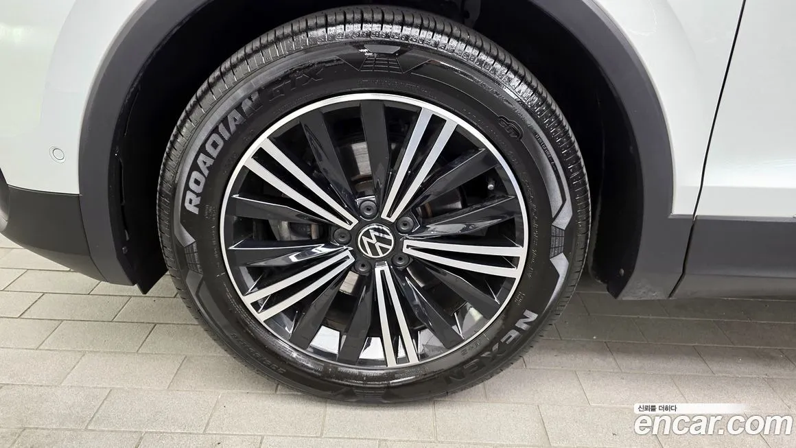 Volkswagen Tiguan 2022 из KR, фото 8