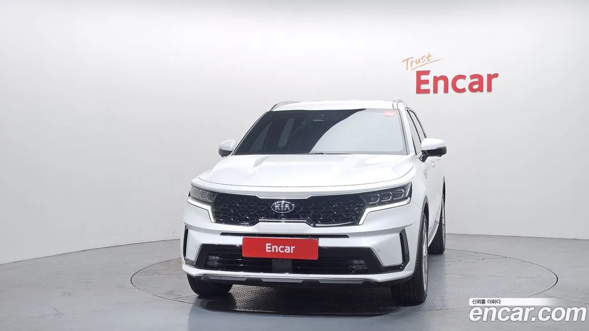 Kia Sorento — фото 10