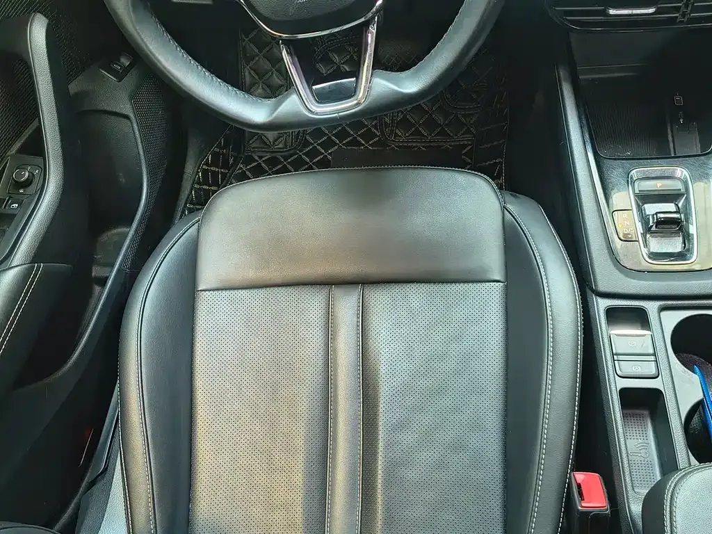 Skoda Octavia — фото 3