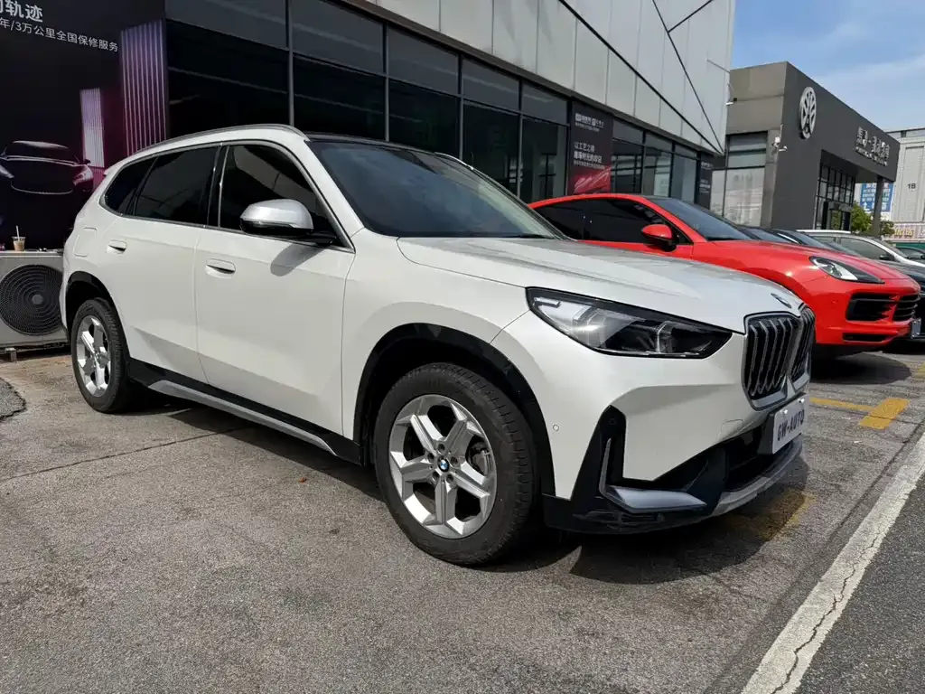 BMW X1 — фото 5