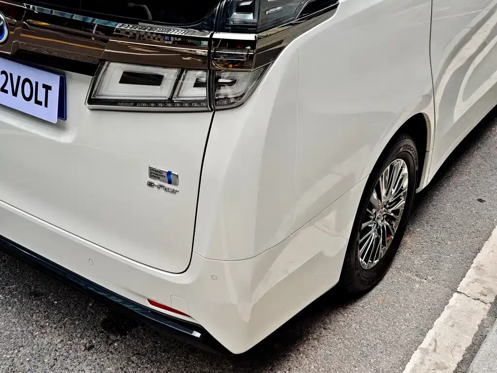 Toyota Vellfire 2021 из CN, фото 3