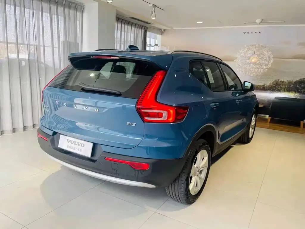 Volvo XC40 2023 из CN, фото 5