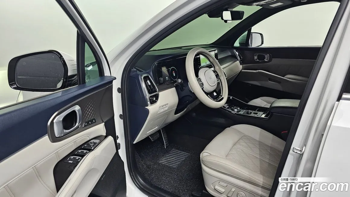 Kia Sorento — фото 8