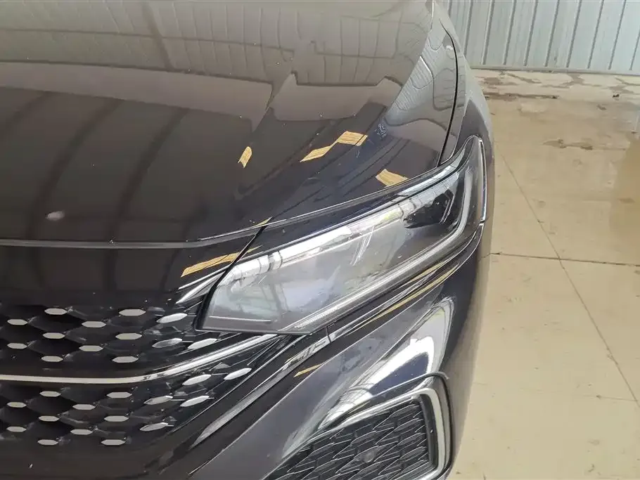 Volkswagen Passat — фото 8