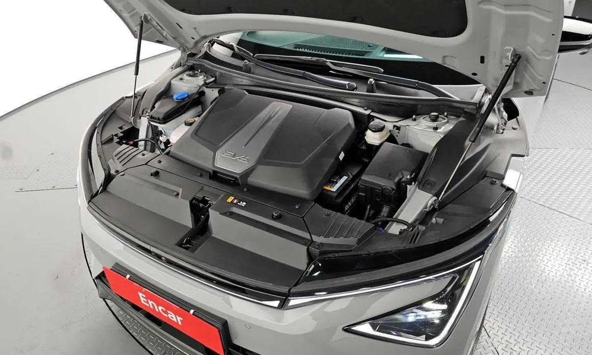 Kia EV6 — фото 9