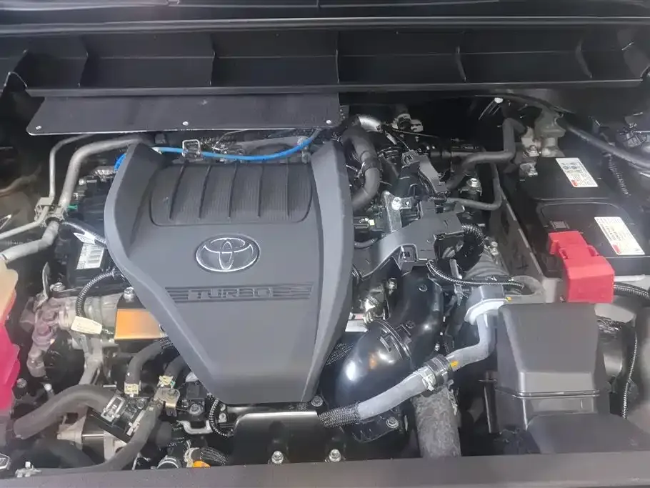 Toyota Crown Kluger 2023 из CN, фото 6