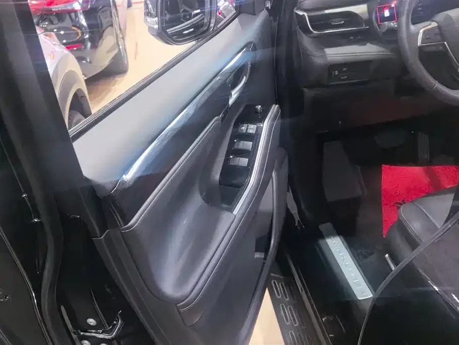 Toyota Crown Kluger 2023 из CN, фото 4