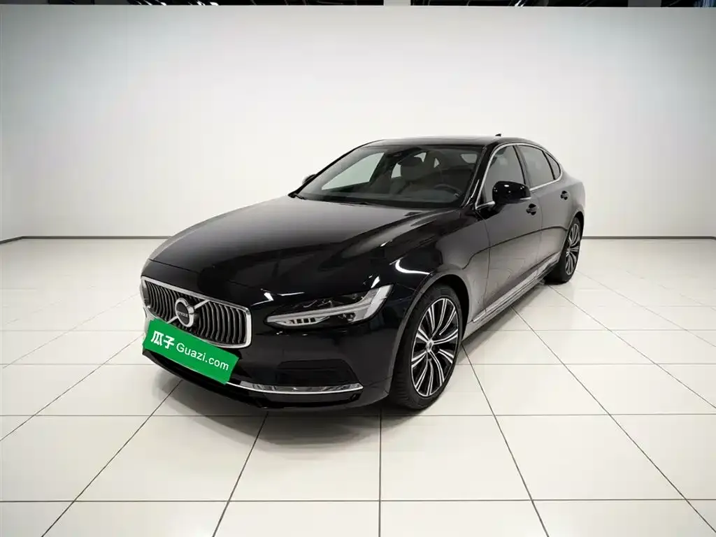Volvo S90 — фото 1