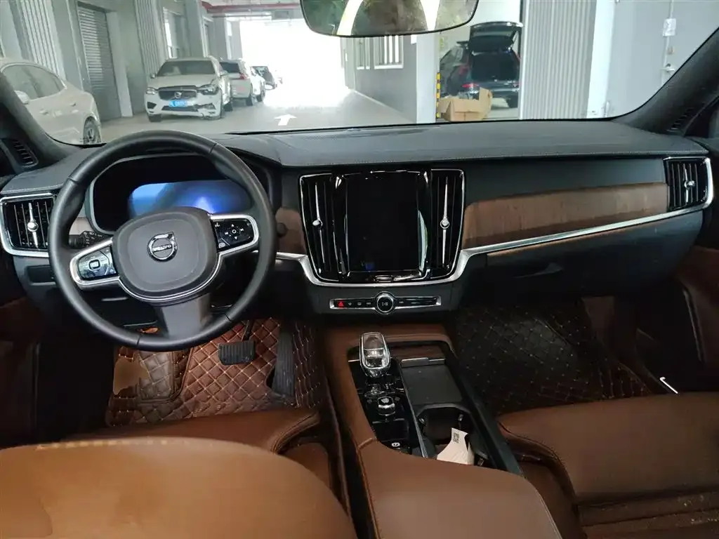 Volvo S90 — фото 7