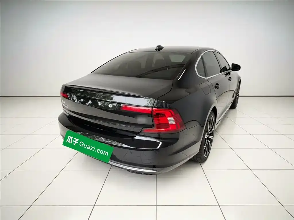 Volvo S90 — фото 4