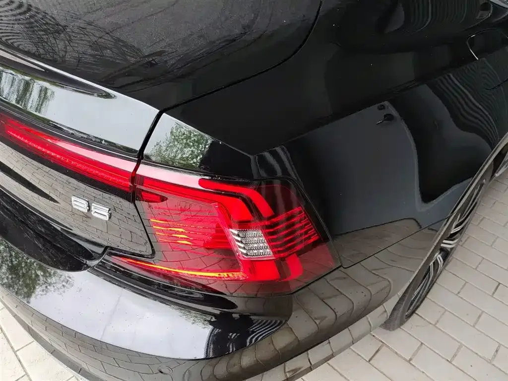 Volvo S90 — фото 9