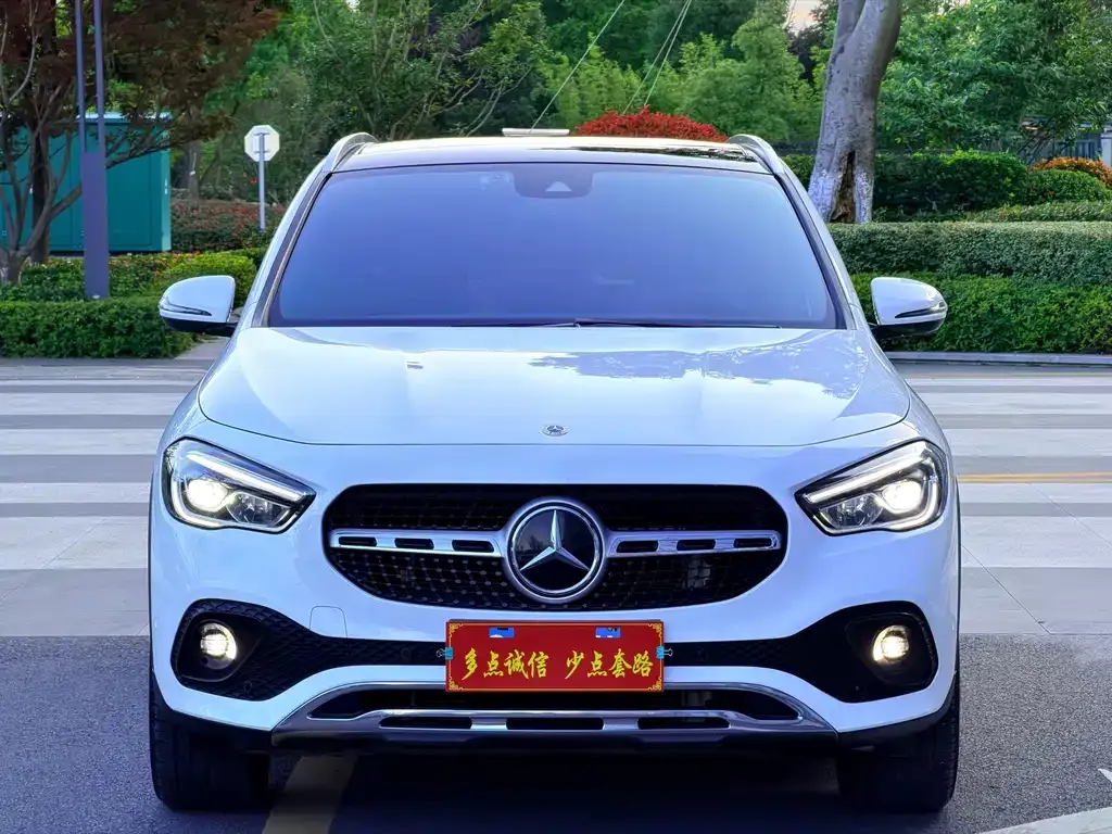 Mercedes-Benz GLA — фото 8