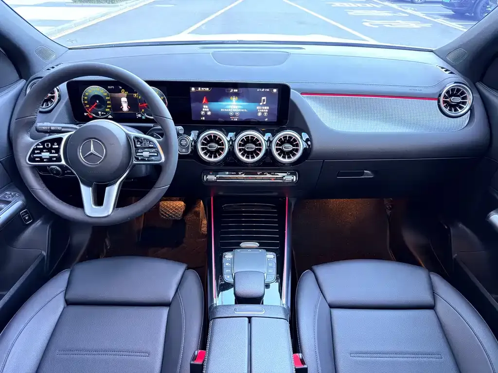 Mercedes-Benz GLA — фото 5