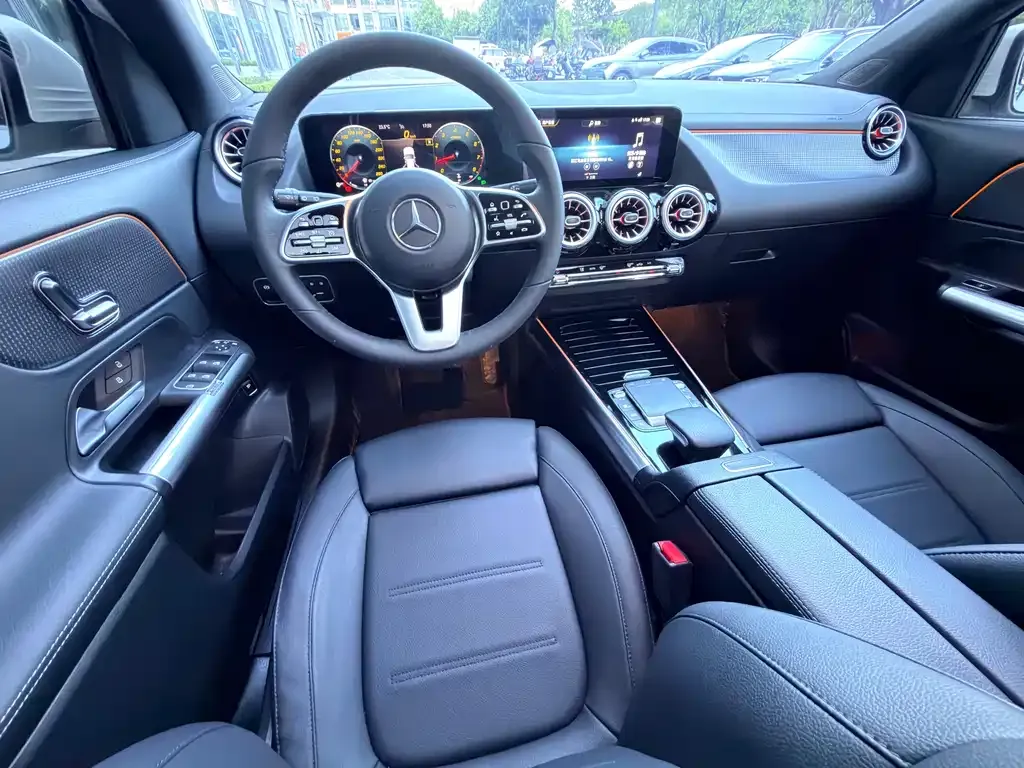 Mercedes-Benz GLA — фото 3