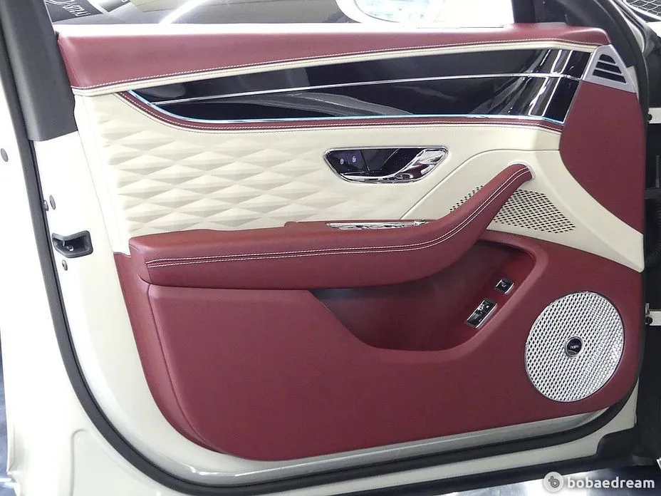 Bentley Flying Spur 2023 из KR, фото 2