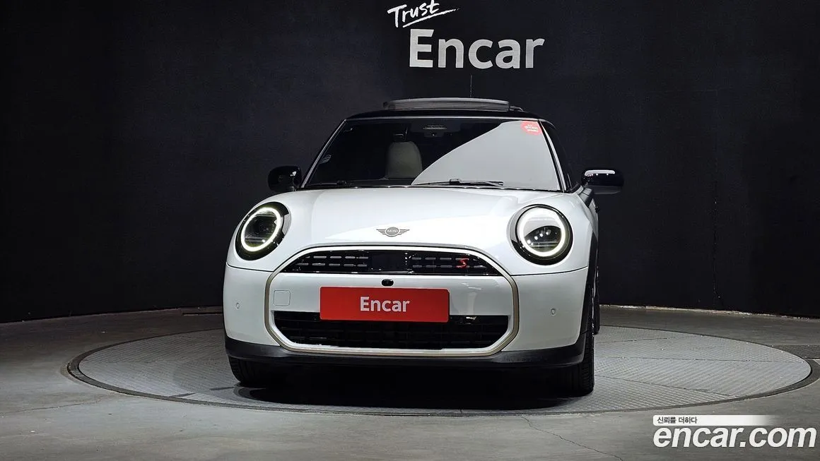 Mini Cooper 2025 из KR, фото 8