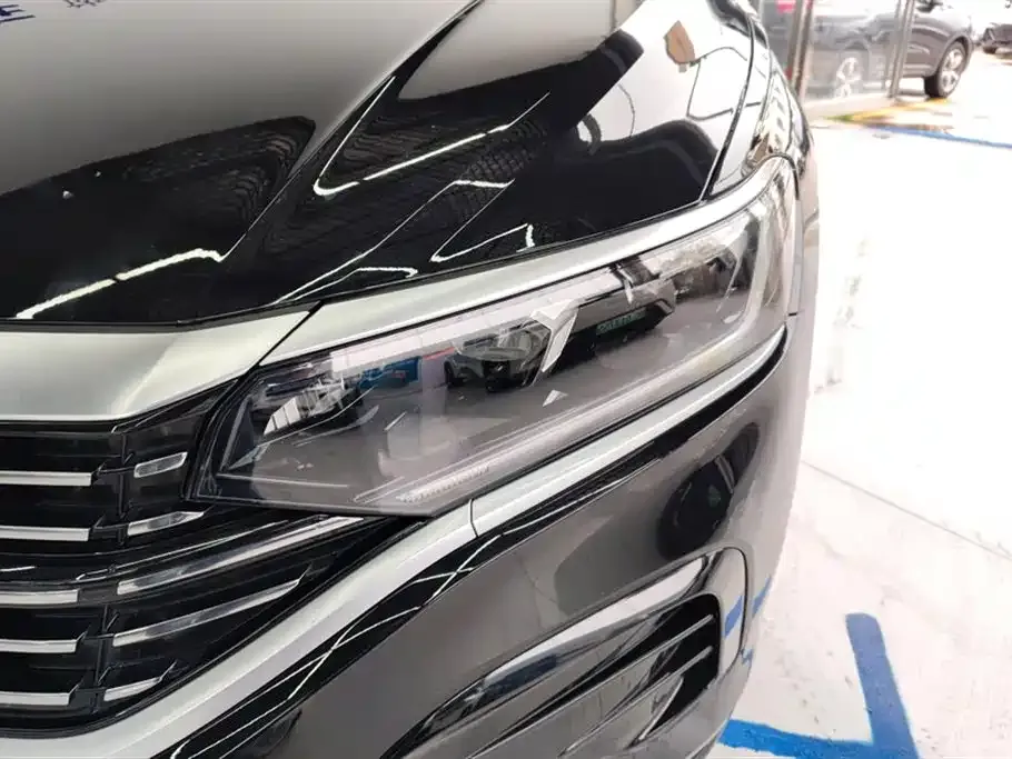 Volkswagen Passat — фото 2