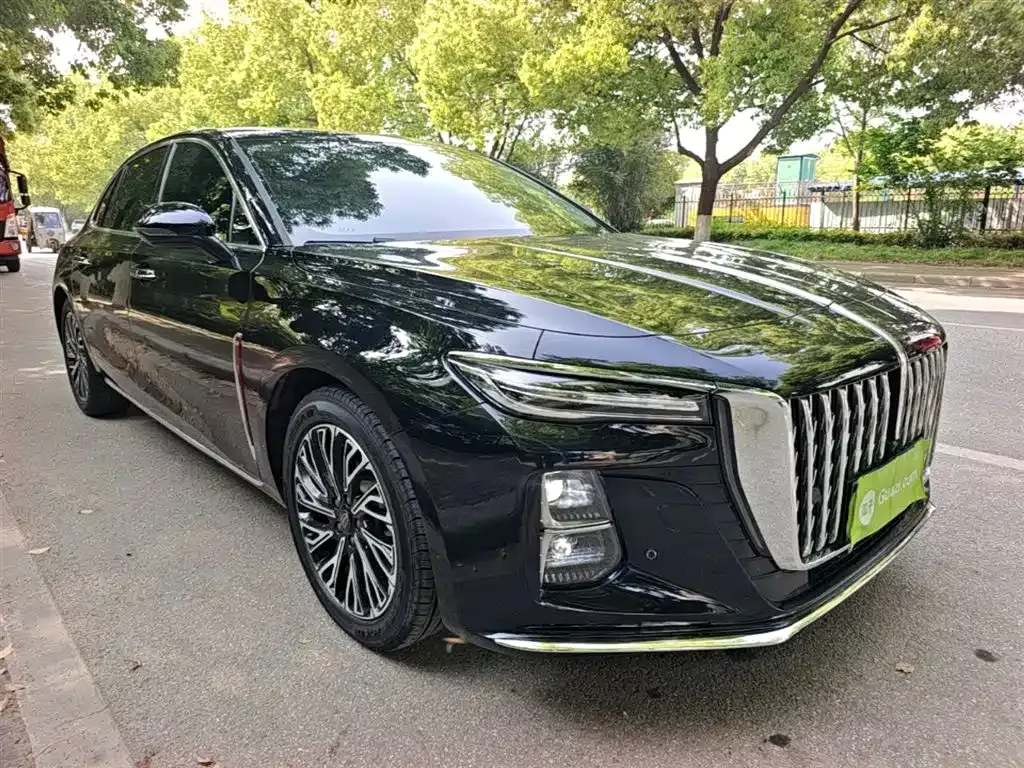 Hongqi H5 — фото 9