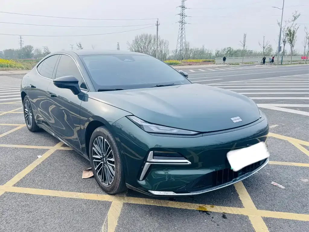 Geely Galaxy Xingyao 8 2025 из CN, фото 2