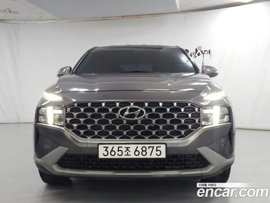 Hyundai Santafe — фото 1