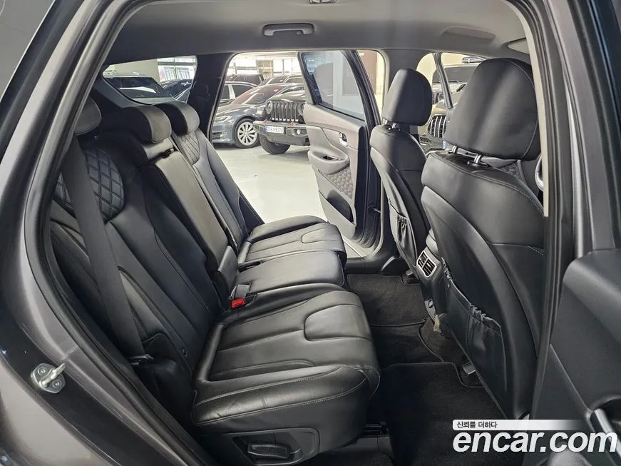 Hyundai Santafe — фото 5
