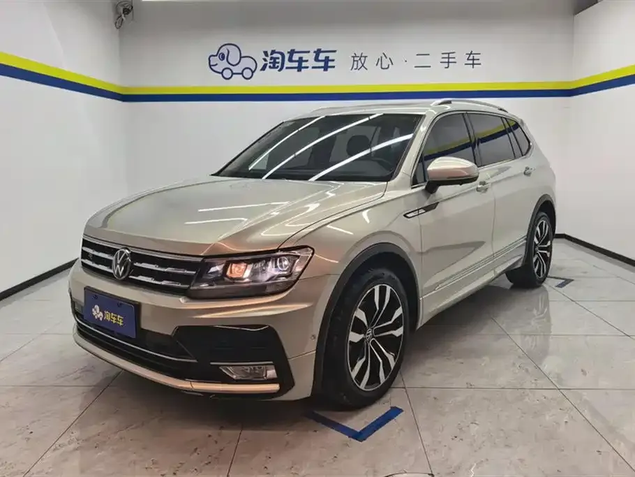 Volkswagen Tiguan L — фото 1