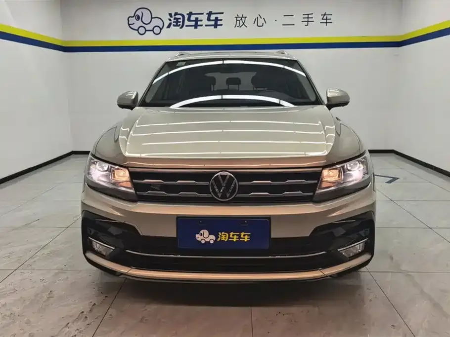 Volkswagen Tiguan L — фото 4