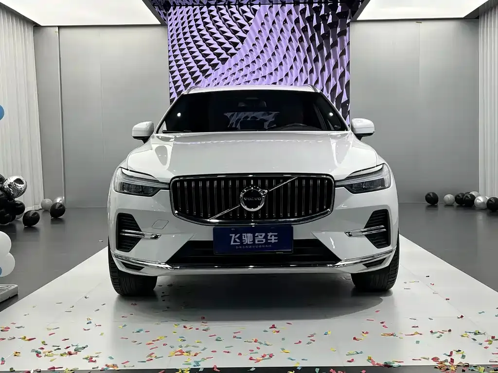 Volvo XC60 — фото 3